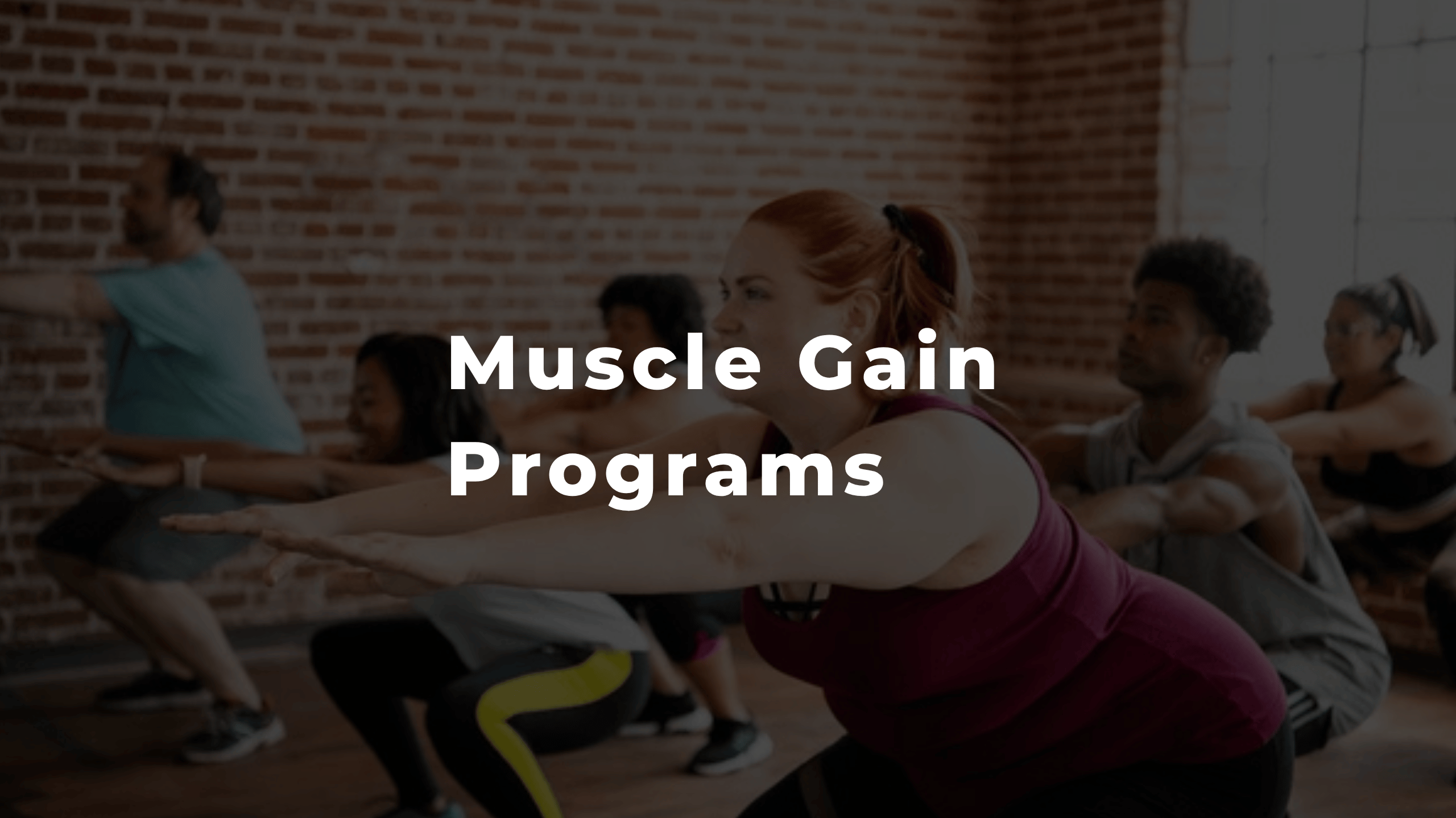 alt="Personal trainer coaching client during muscle building workout"